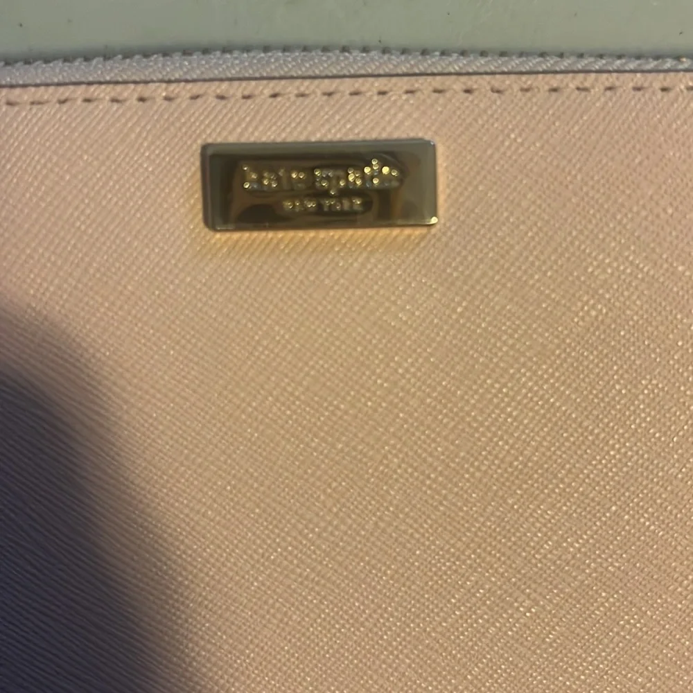 Kate Spade Light Pink Saffiano Leather Continental Wallet W/ Gold Hardware - Picture 8 of 8